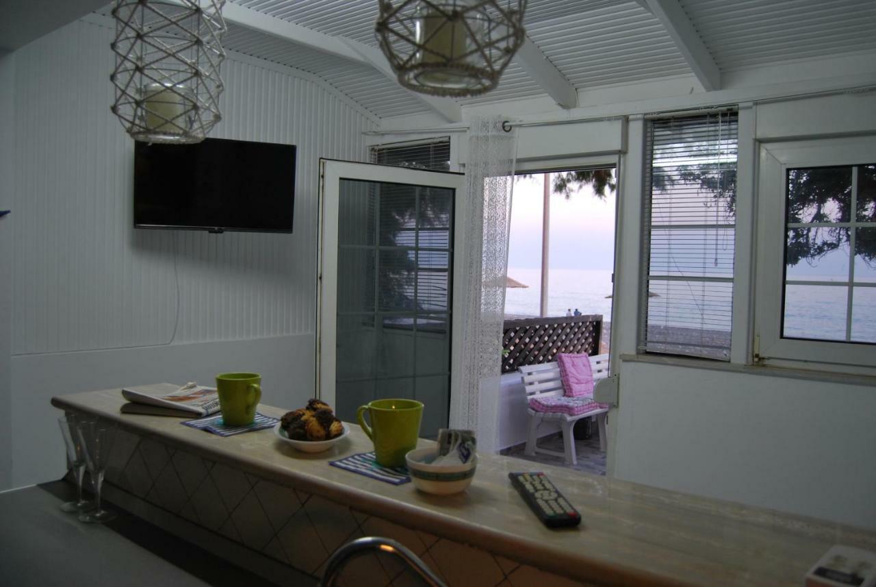 Hatzidakis Beach Retreat Ierapetra  Exterior photo